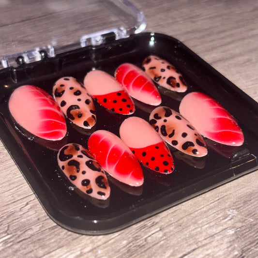 The “Nameerah” Set